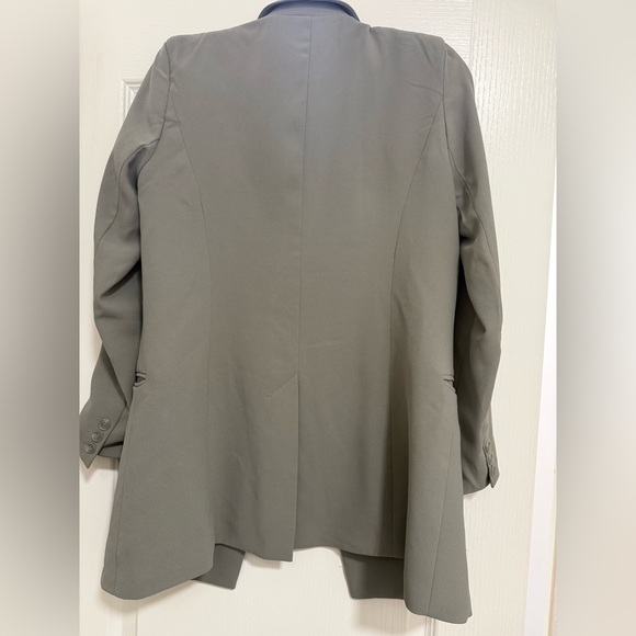 Rachel Zoe Women's Blazer in Olive Green - Picture 3 of 5